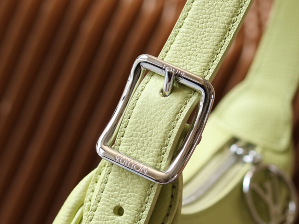 ルイヴィトンバッグ素材ディテール